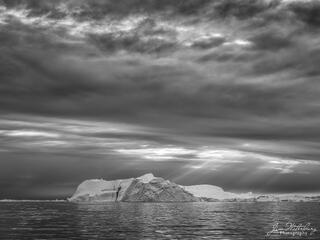God Rays on Ice