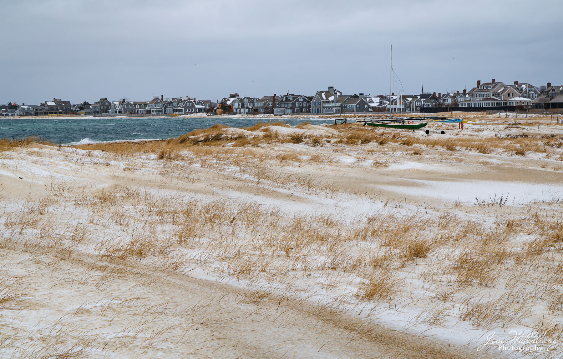 Winter at Jetties Looking toward the houses on Hulbert Avenue on a windy, cold morning in February.