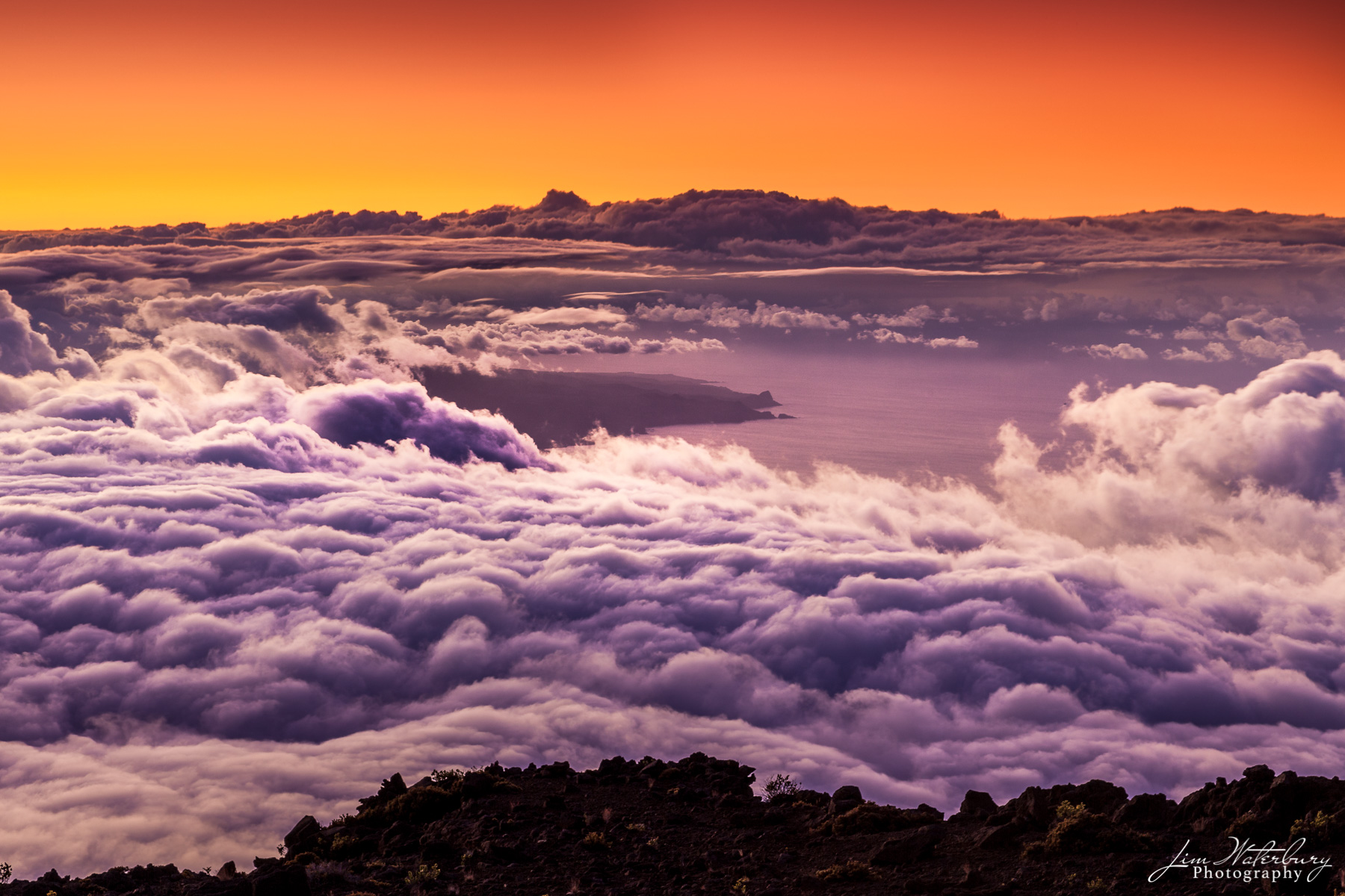 View of the sunset from the top of the Haleakala (or East Maui) volcano, at about 10,000 feet.